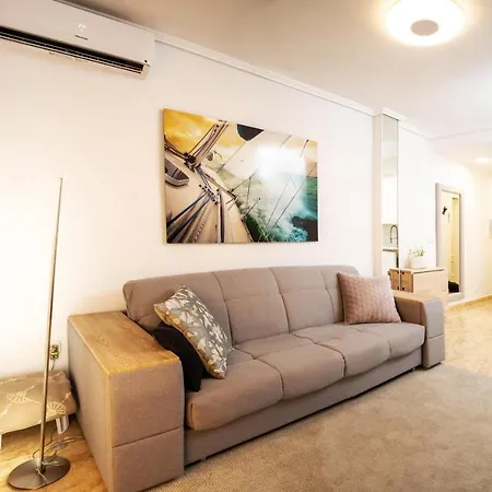 Penthouse Lara * تورّيفيِخا